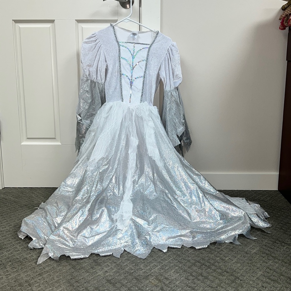 Kids ghost bride costume, size kids large